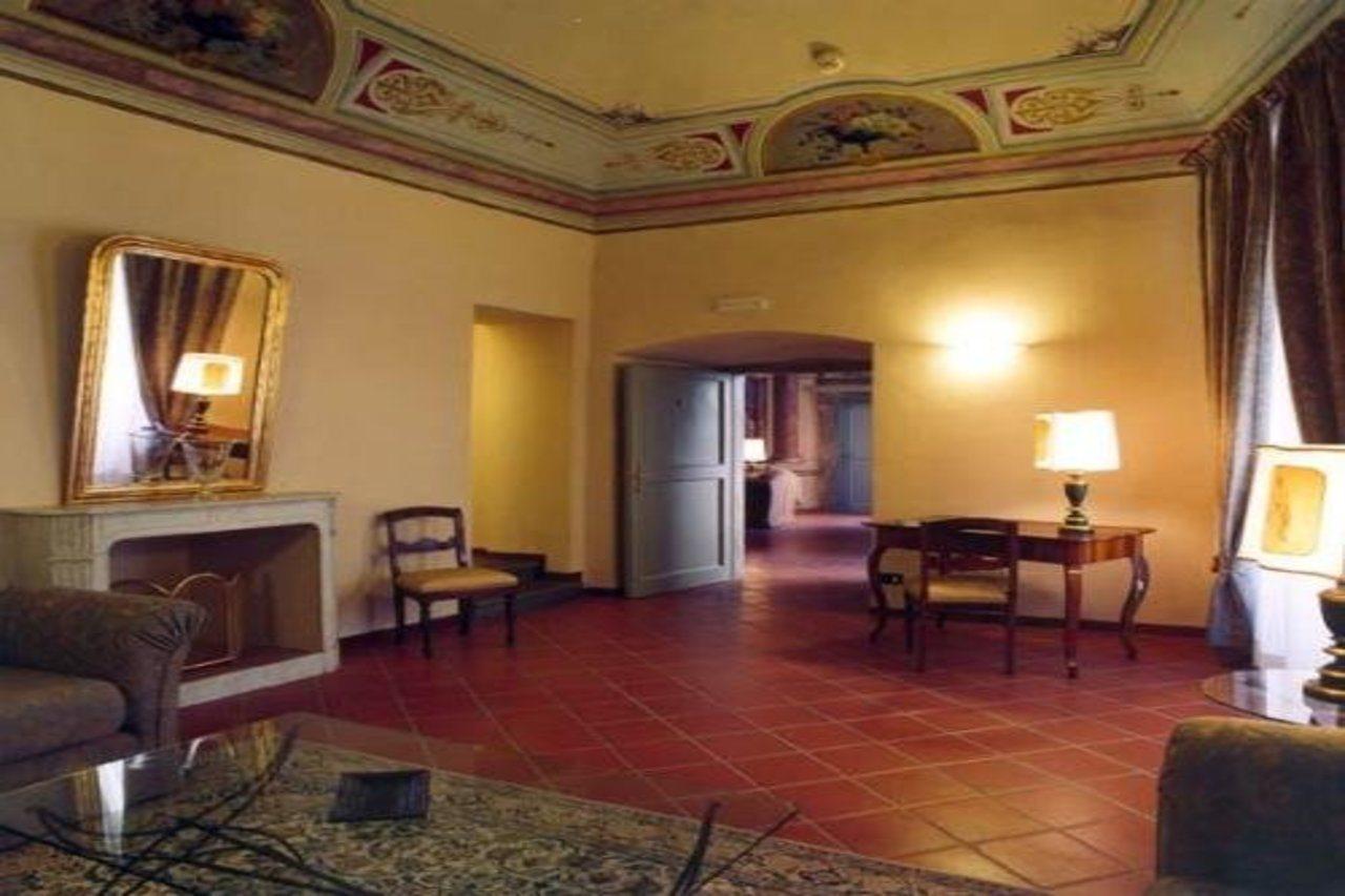 Hotel Palazzo Bocci Spello Exterior foto
